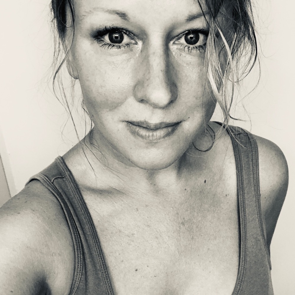 Meet your Posher, Casey